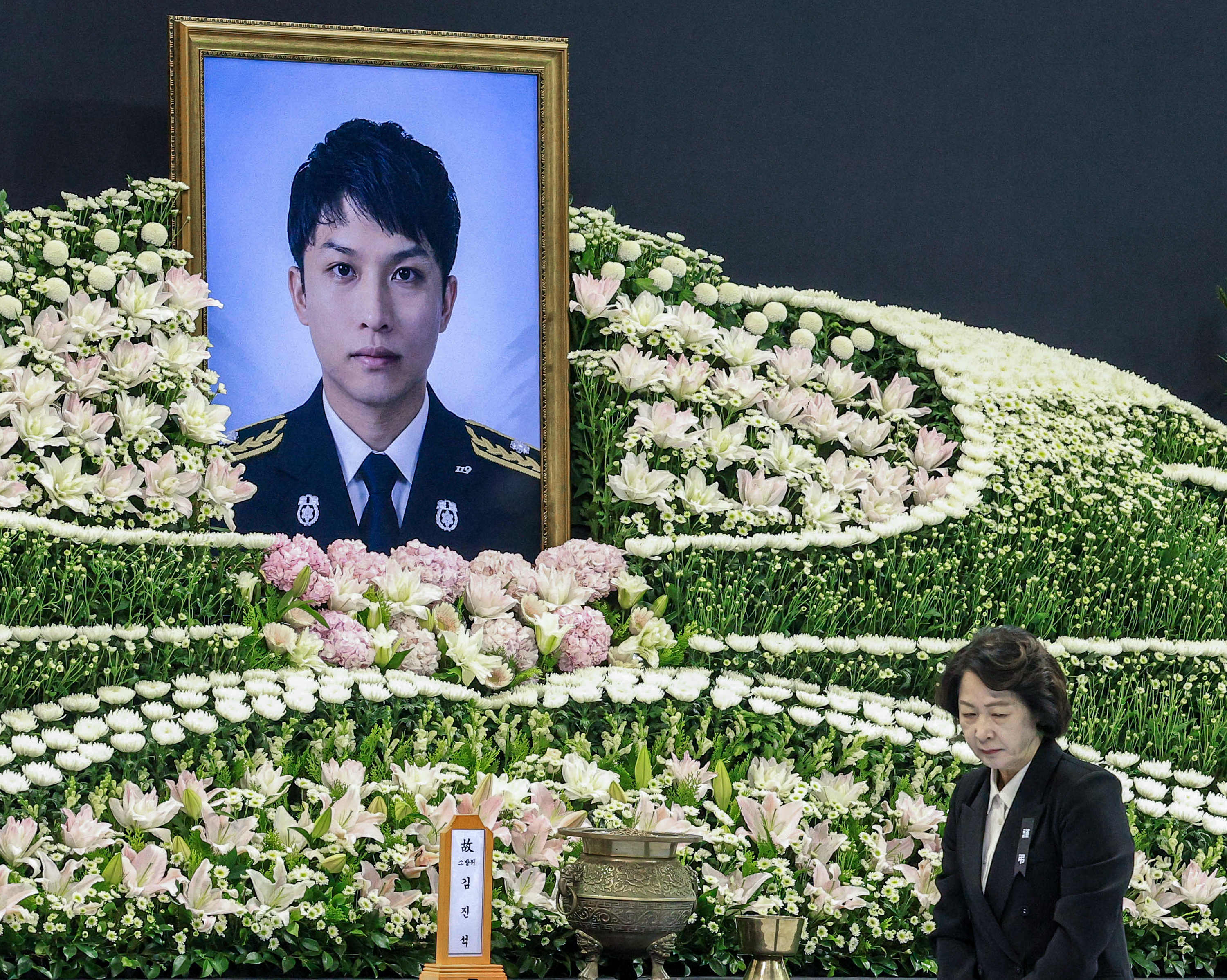 6일 전 ‘빨대’ 라던 추미애, 국감서 “소방관 처우 더 살필 것”