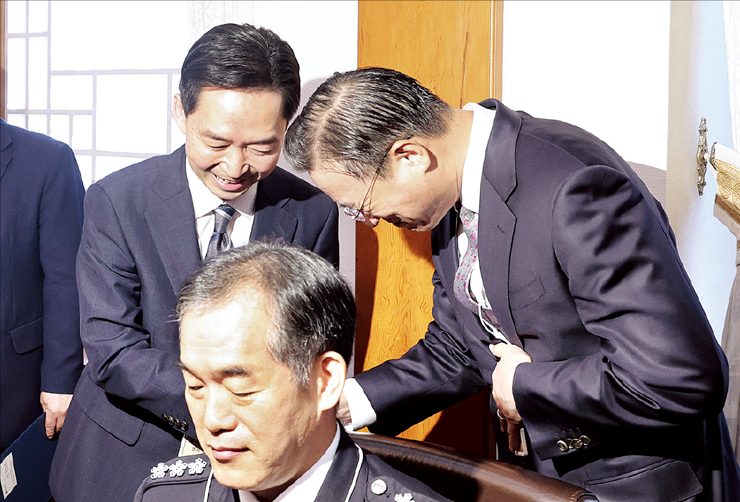 대통령 주재 국무회의 간 중수청장, 참여연대도 “자제해야”
