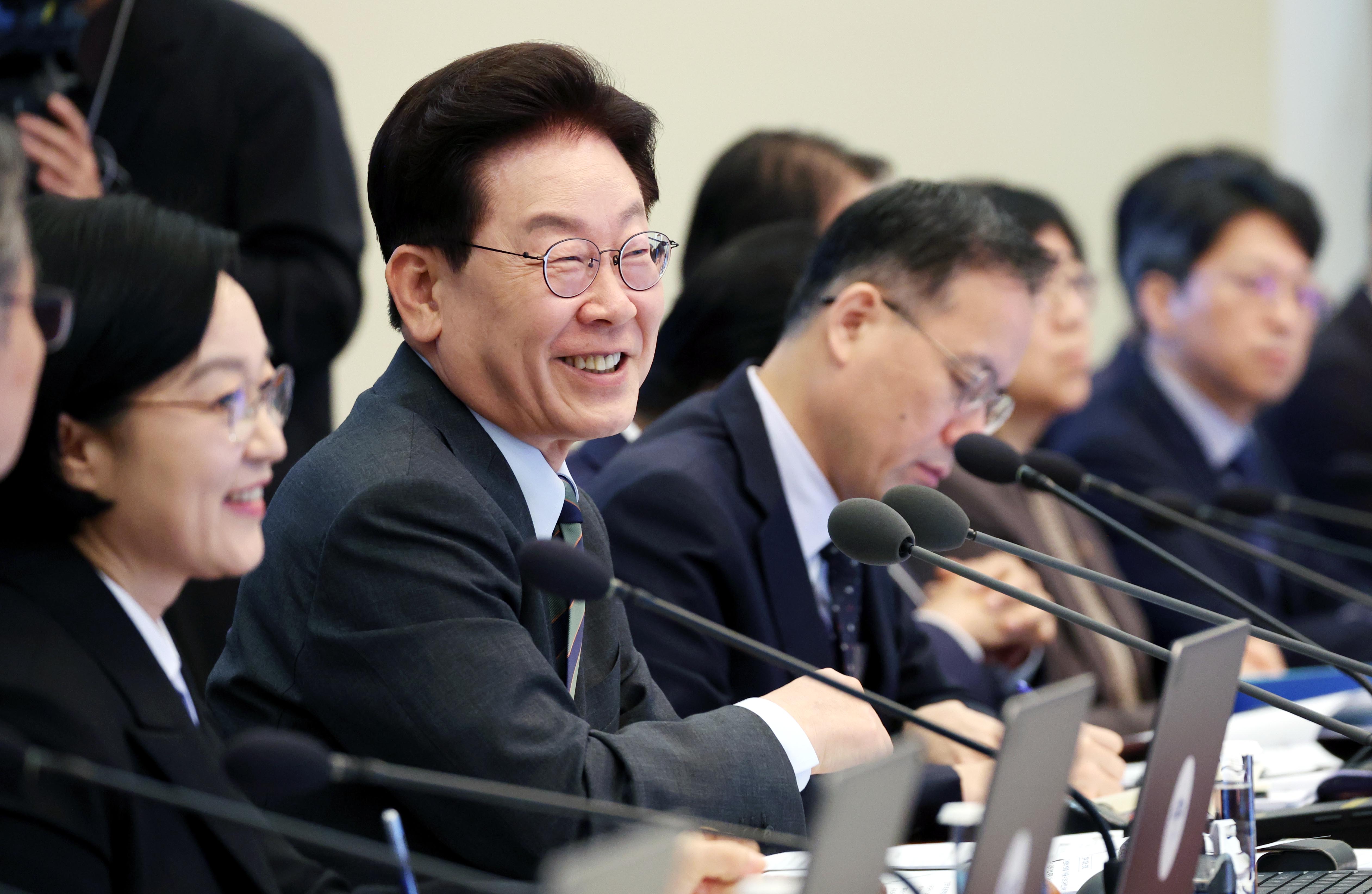 李 “정부 성과 너무 많아⋯홍보에 선택과 집중하라”