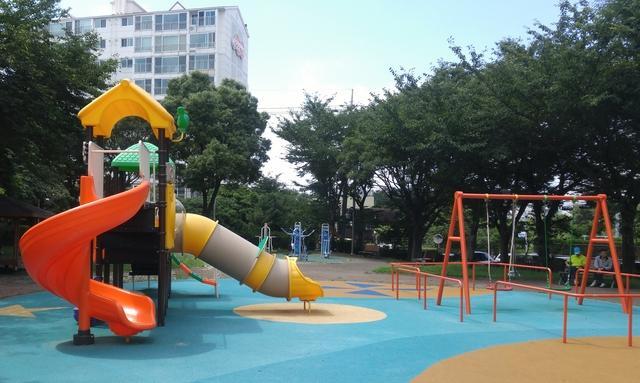 어린이놀이터, 골프·야구 연습 금지…위반 시 과태료 부과